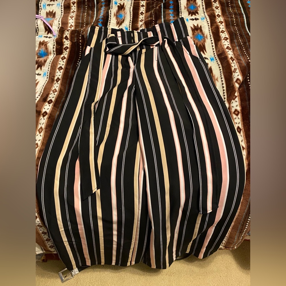 New York & Company Striped Wide Leg Pants